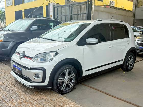 VOLKSWAGEN CROSS UP 1.0 TSI 12V FLEX 4P MANUAL